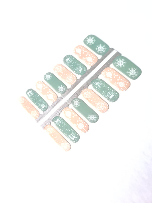 White Smoke Green and Beige, White Christmas Tree Ornaments, Gift Boxes, Snowflakes