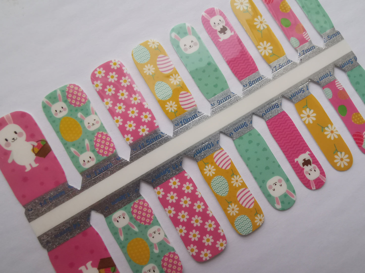 Gray Easter Bunny Rabbit Daisies Eggs Pink Aqua Blue and Yellow - Kids