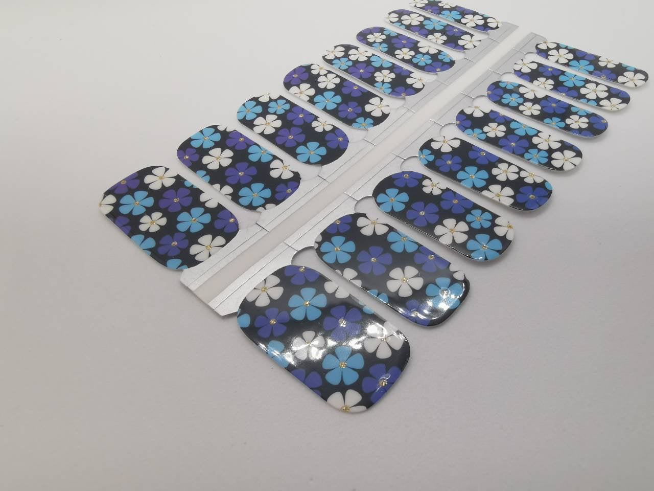 Dark Gray Navy and Baby Blue White Flowers with Gold Glitter Middles